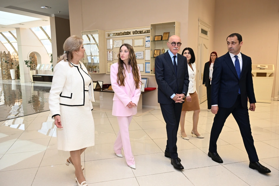 Alena Əliyeva olimpiada yarışını izlədi - Fotolar