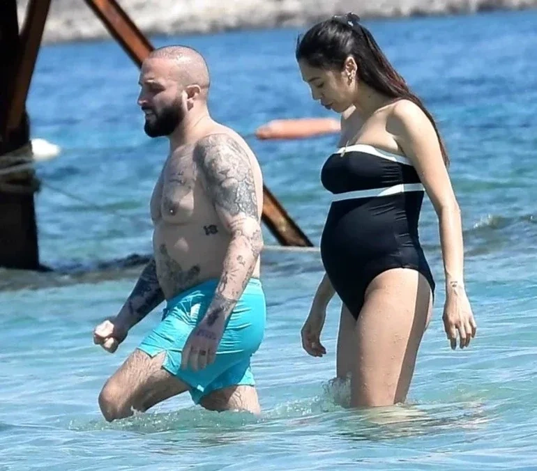 Berkay və xanımının Çeşme tətili...