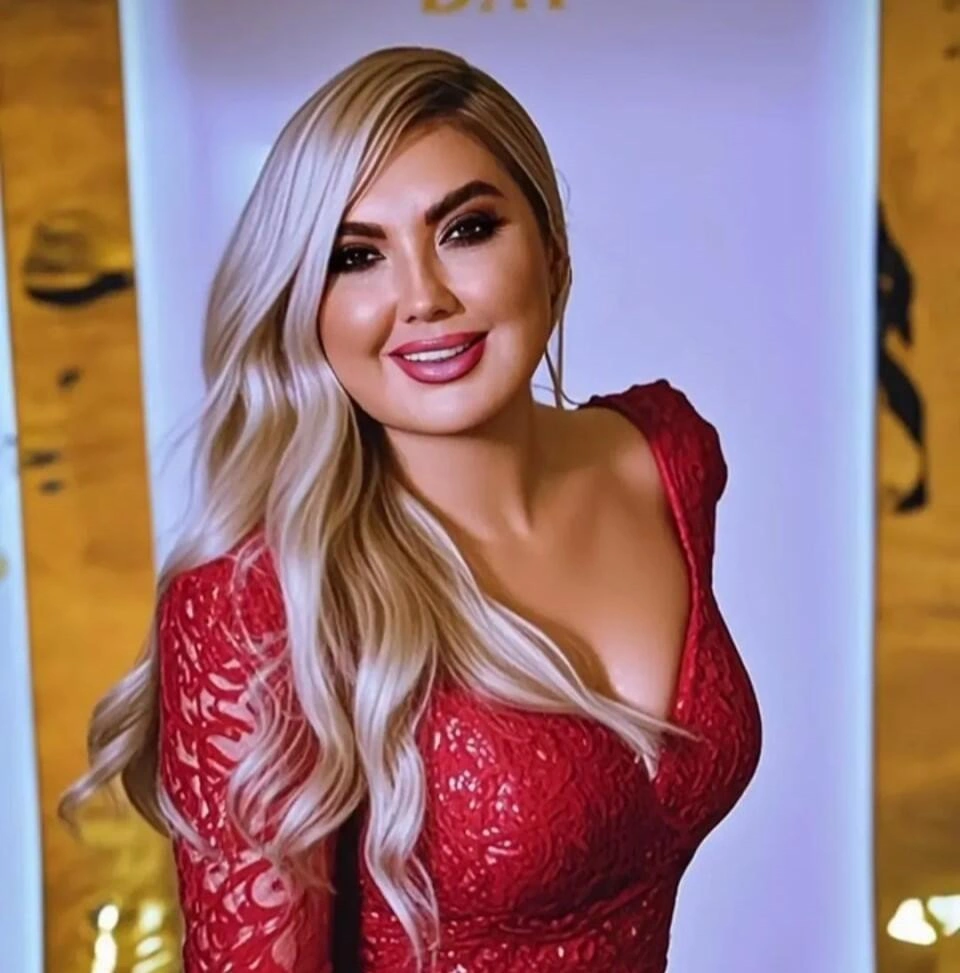 Nazilə Səfərli ona mesaj yazan izləyicini polisə verdi - (Foto)