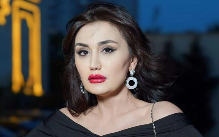 Zülfiyyə Qurbanova: "Filmlərdəki öpüşmə, zorlama səhnələrini paylaşacağam"