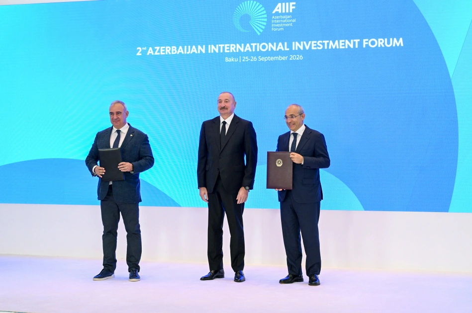 İmzalanmış sənədlər Prezidentin iştirakı ilə mübadilə edildi - Fotolar