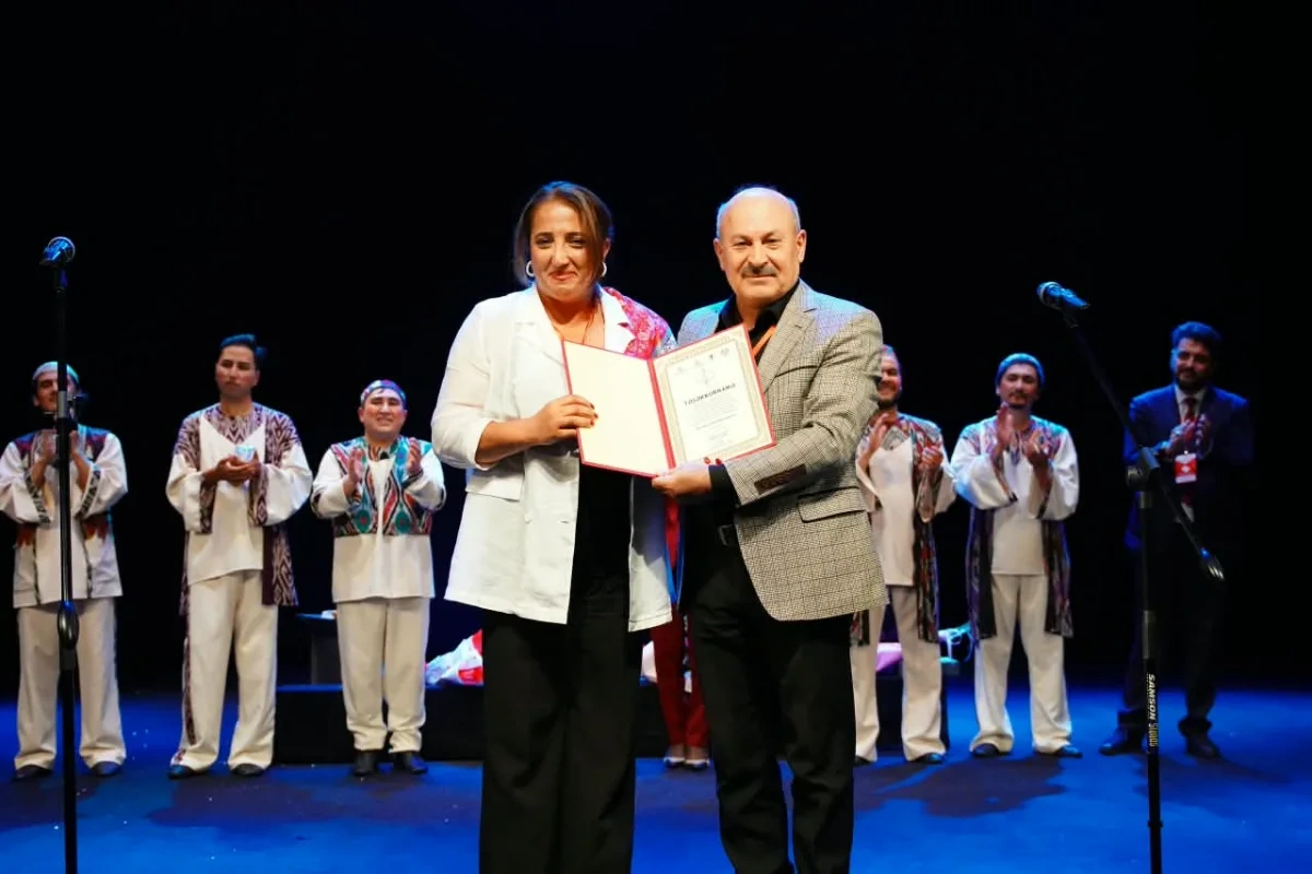 V Şəki Beynəlxalq Teatr Festivalına yekun vurulub