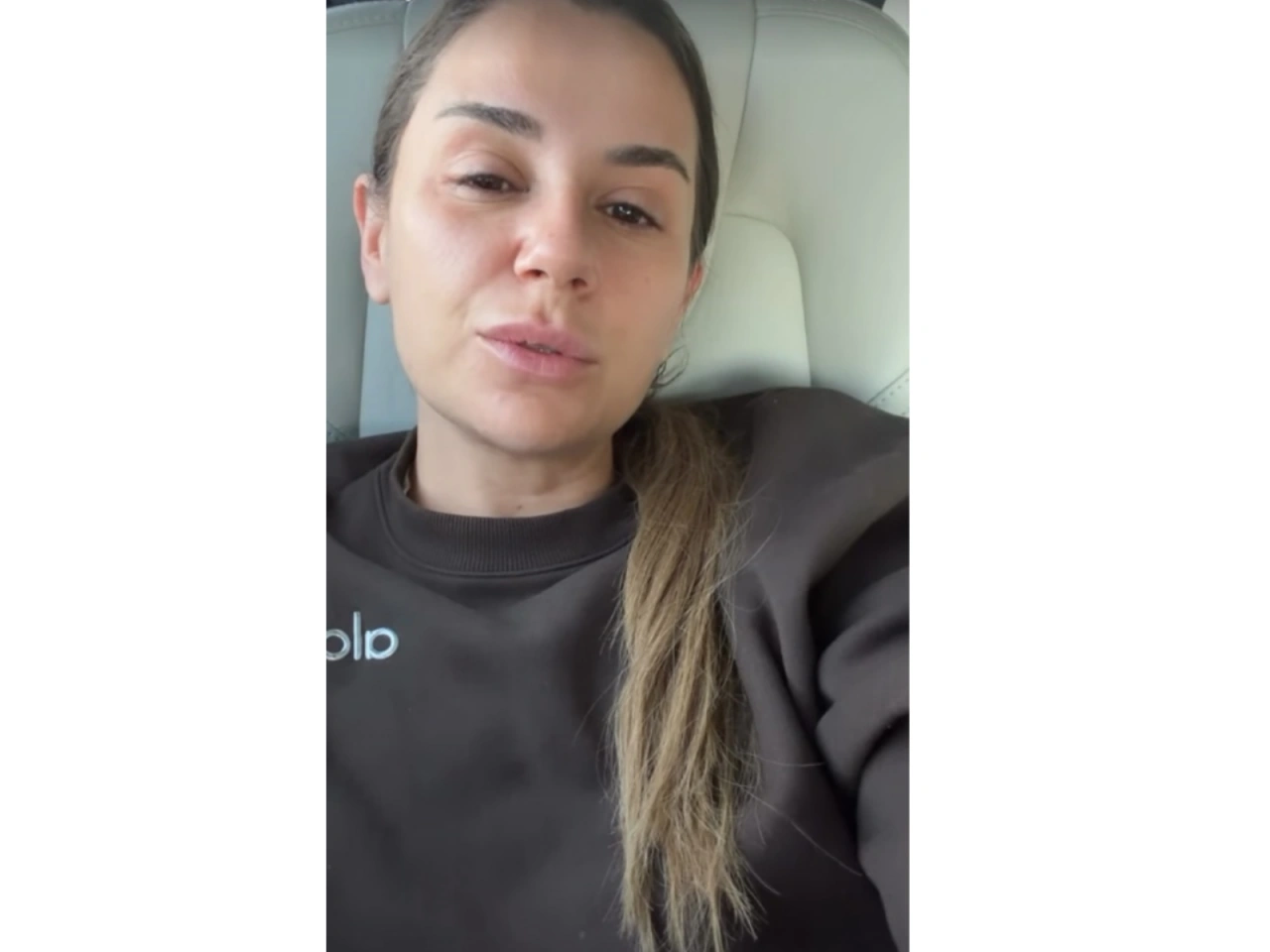 Merve Özbeyin konsertdə başına iş gəldi: Xəstəxanaya aparıldı