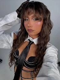 Mertin yeni sevgilisi (Foto)