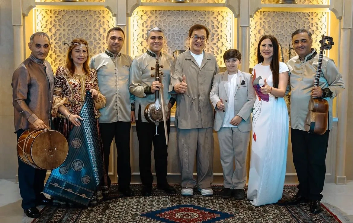 Ceki Çan bir sıra nümayəndə ilə görüşdü