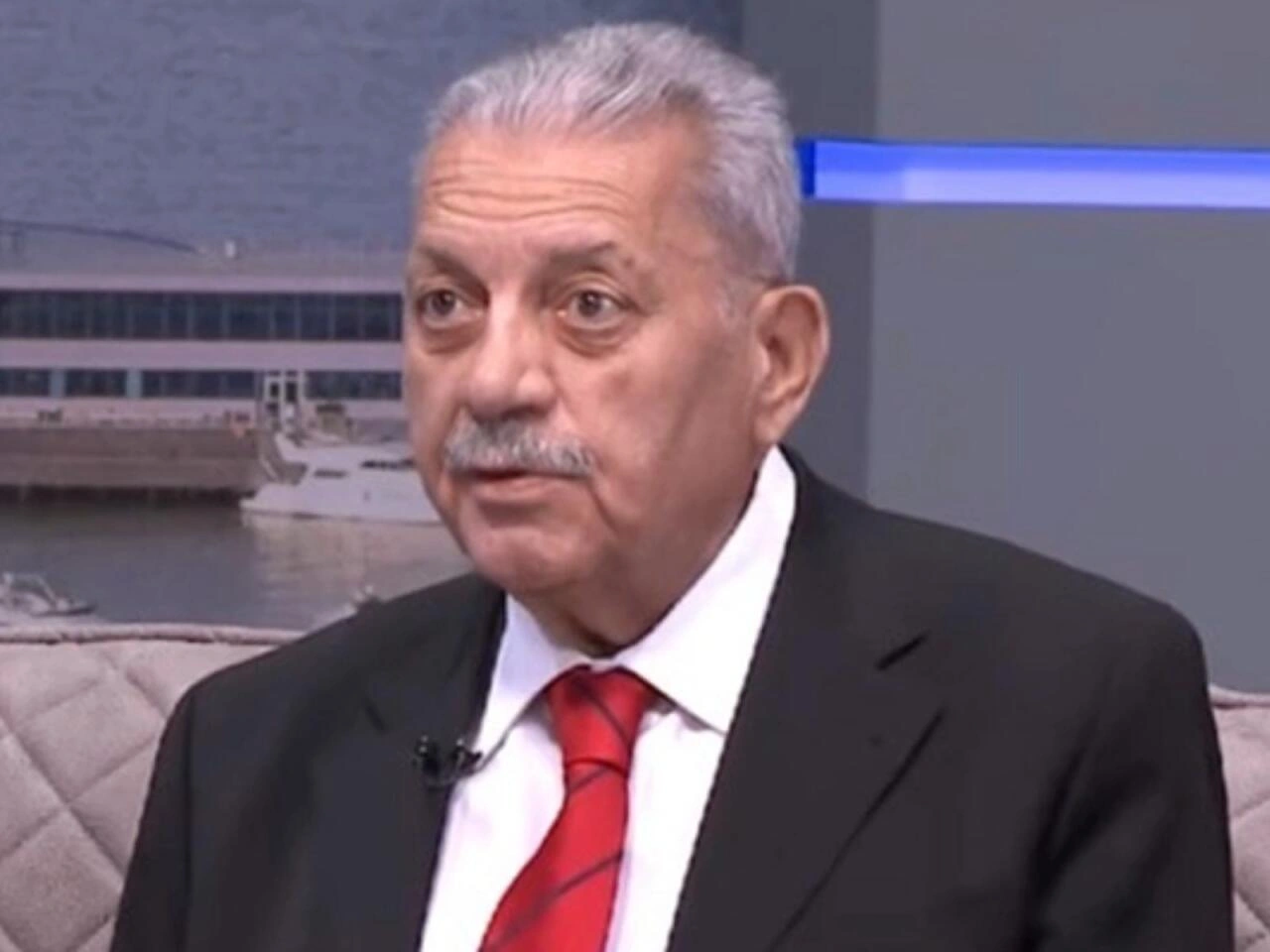 Xalq artisti Zaur Rzayev reanimasiyaya yerləşdirildi