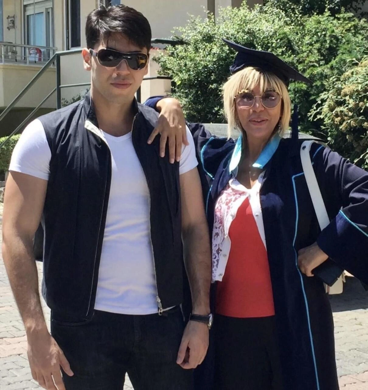 Brilliant Dadaşova oğlunun ad gününü bağında qeyd etdi - (Video)