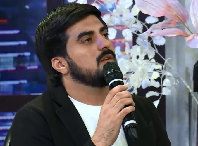 "Nişanımda oynamağıma yazırlar ki, bəysən, AĞIR OL"