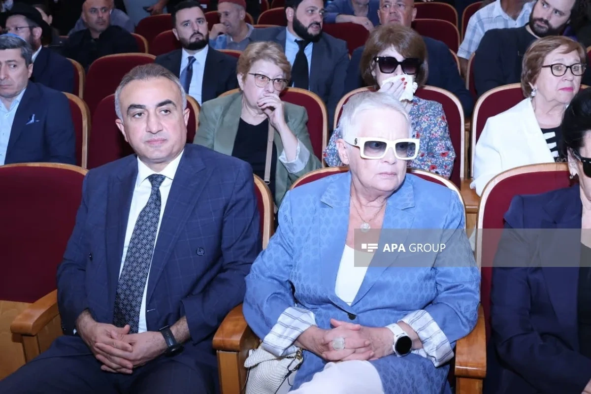 Aleksandr Şarovski ilə vida mərasimi keçirilib