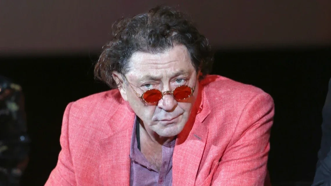 “Biletlər satılmasa, səhnədən gedəcəyəm”