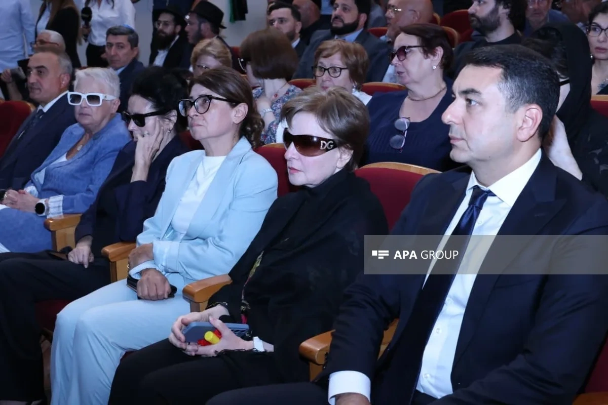 Aleksandr Şarovski ilə vida mərasimi keçirilib