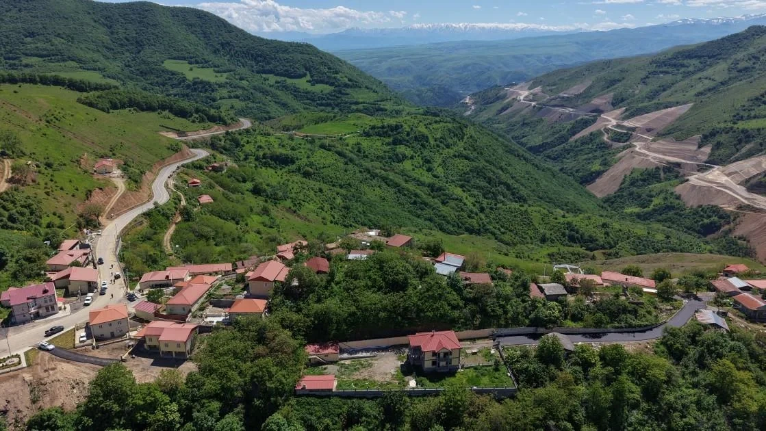 Prezident Şuşaya getdi - Fotolar