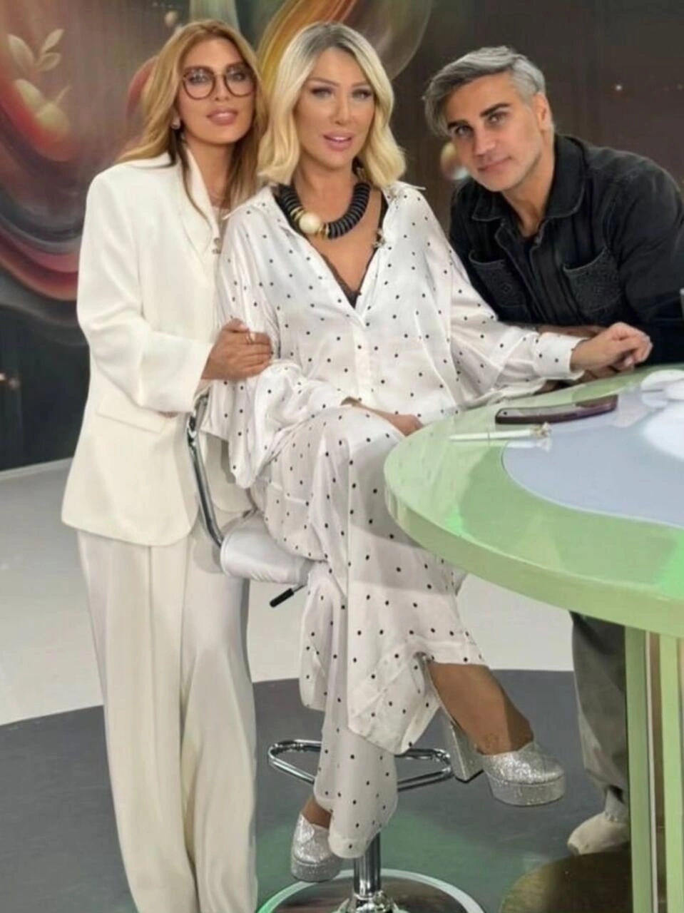 Xoşqədəmlə Doğuş Seda Sayanın qonağı oldular - (Foto)