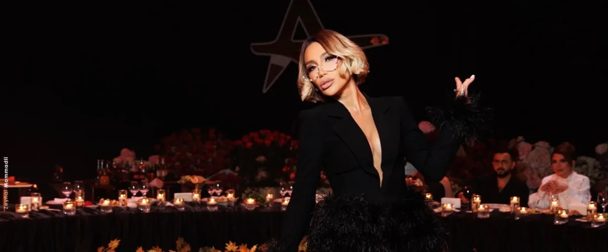 Röya Ayxanın həm konsert, həm ad günü tərzi