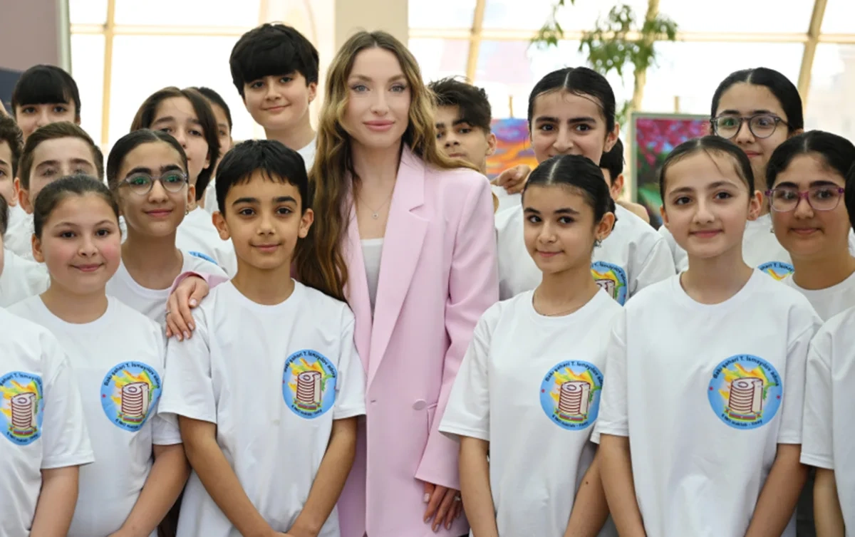 Alena Əliyeva olimpiada yarışını izlədi - Fotolar