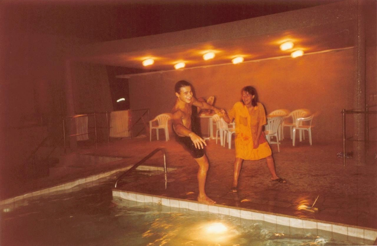 Emindən nostalji paylaşım: "Bir vaxtlar yay belə idi" - (Foto)