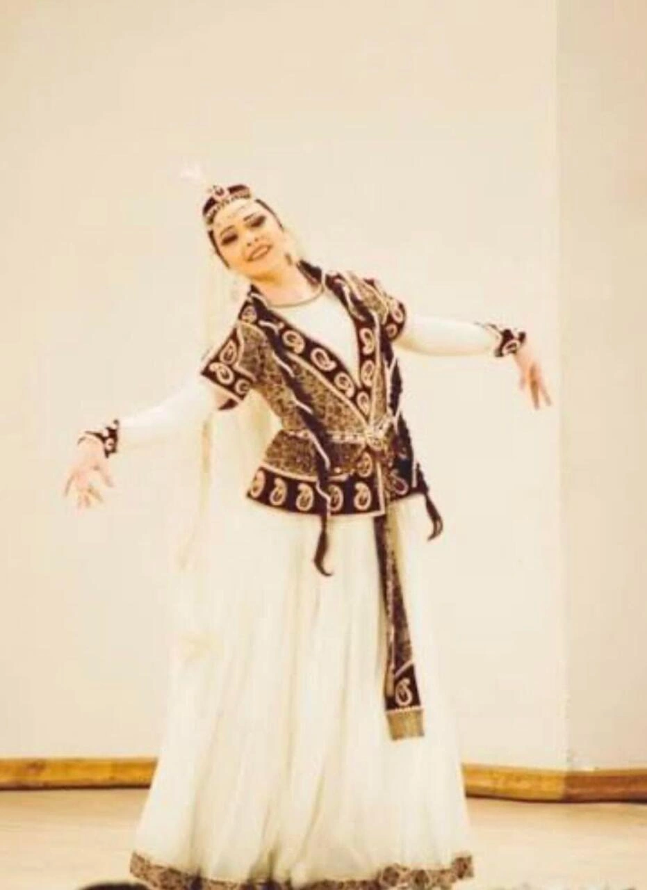 Polad Bülbüloğlunun yeni həyat yoldaşı əməkdar artist imiş - (Fotolar)