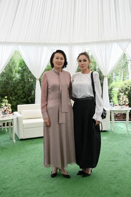 Birinci xanımların Bişkekdə görüşü - Fotolar