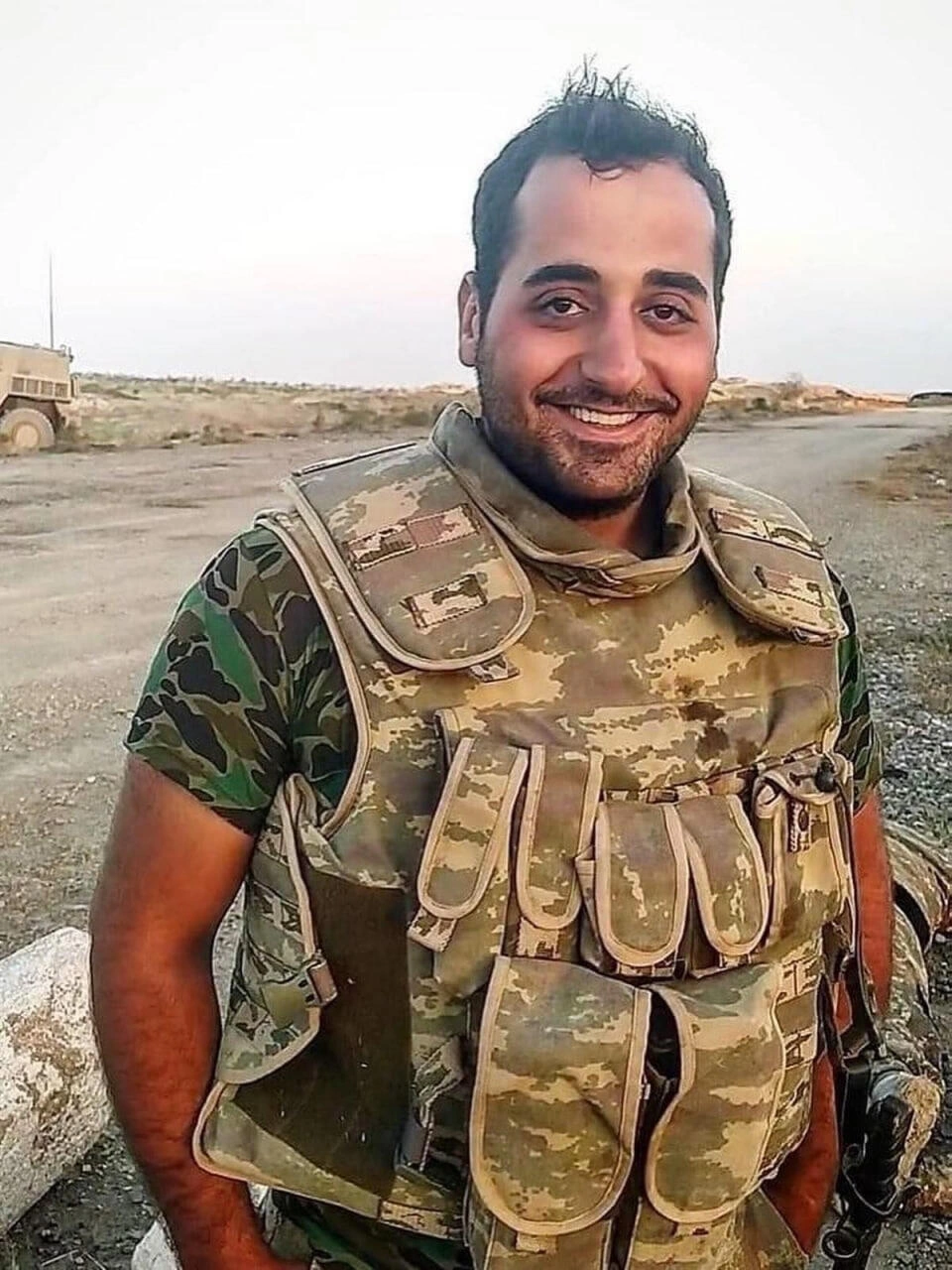 Xalq artisti şəhid qardaşı oğlunu yad etdi - (Fotolar)