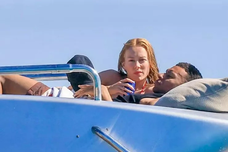 Mbappe sevgilisi ilə belə DİNCƏLİR - FOTO