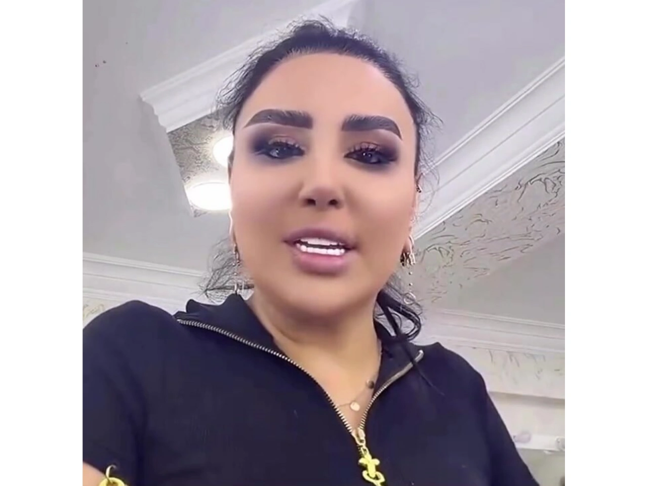 Kəmalə Günəşli özündən çıxdı: “Məndən üzr istəyəcəksən, üzünə tüpürüb yola salacağam" - (Video)