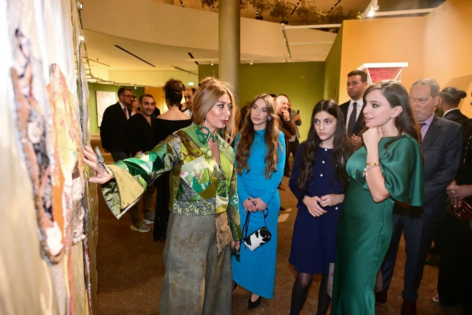 Heydər Əliyev Mərkəzində “Art Weekend”in rəsmi açılışı oldu - Fotolar