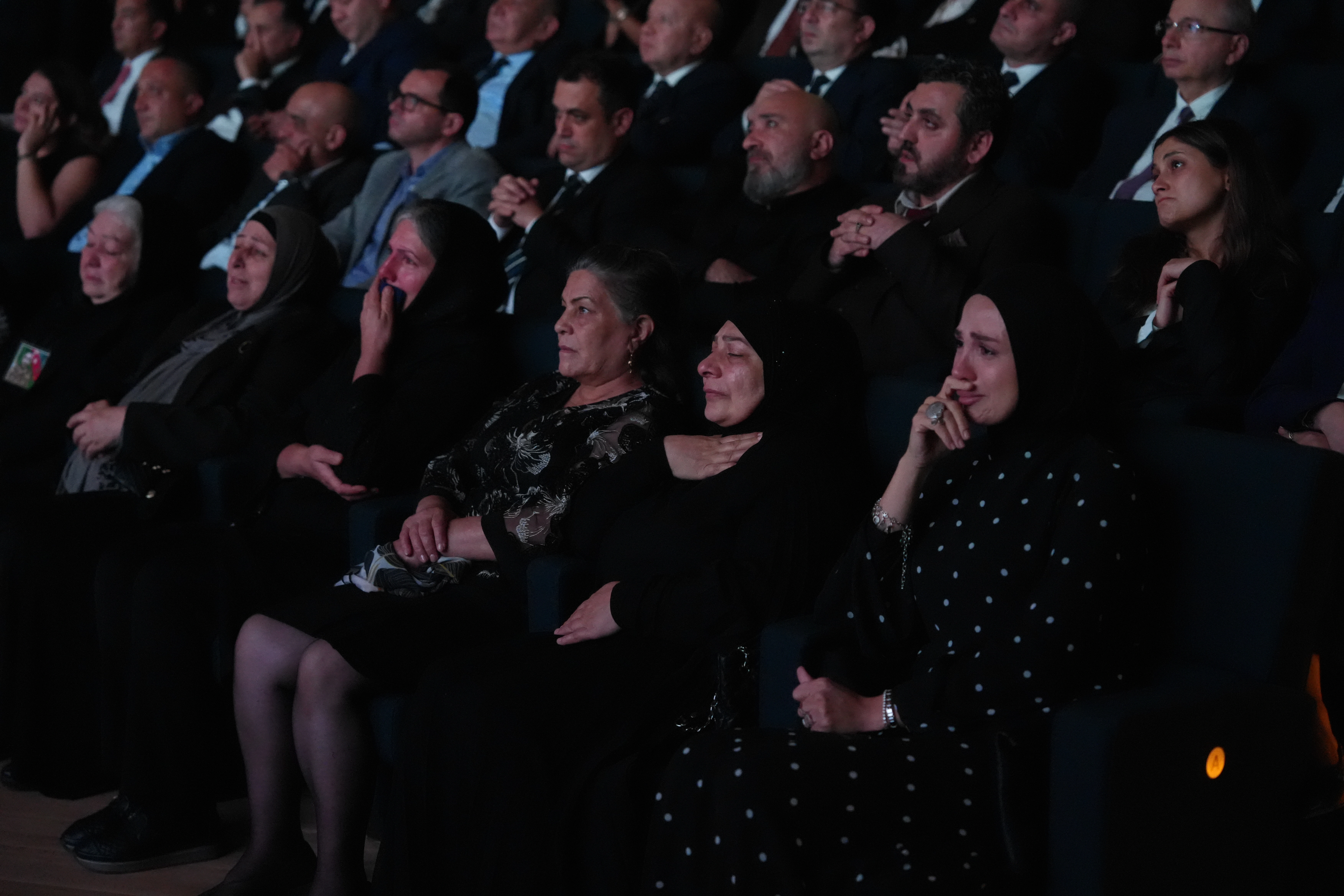 Bir filmdən daha artıq - 5 ilə çəkilmiş “44” təqdim edildi - Fotolar