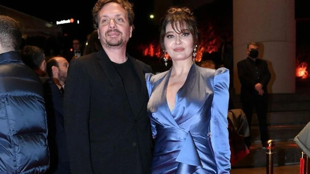 Nurgül Yeşilçay 8 illik sevgilisi ilə niyə evlənmədiyini açıqladı (Video)