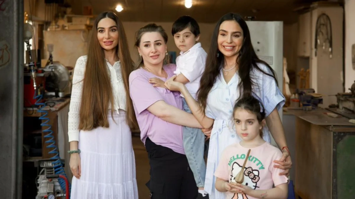 Leyla və Arzu Əliyevalar lənkəranlı sənətkarın yaradıcılığı ilə tanış olublar