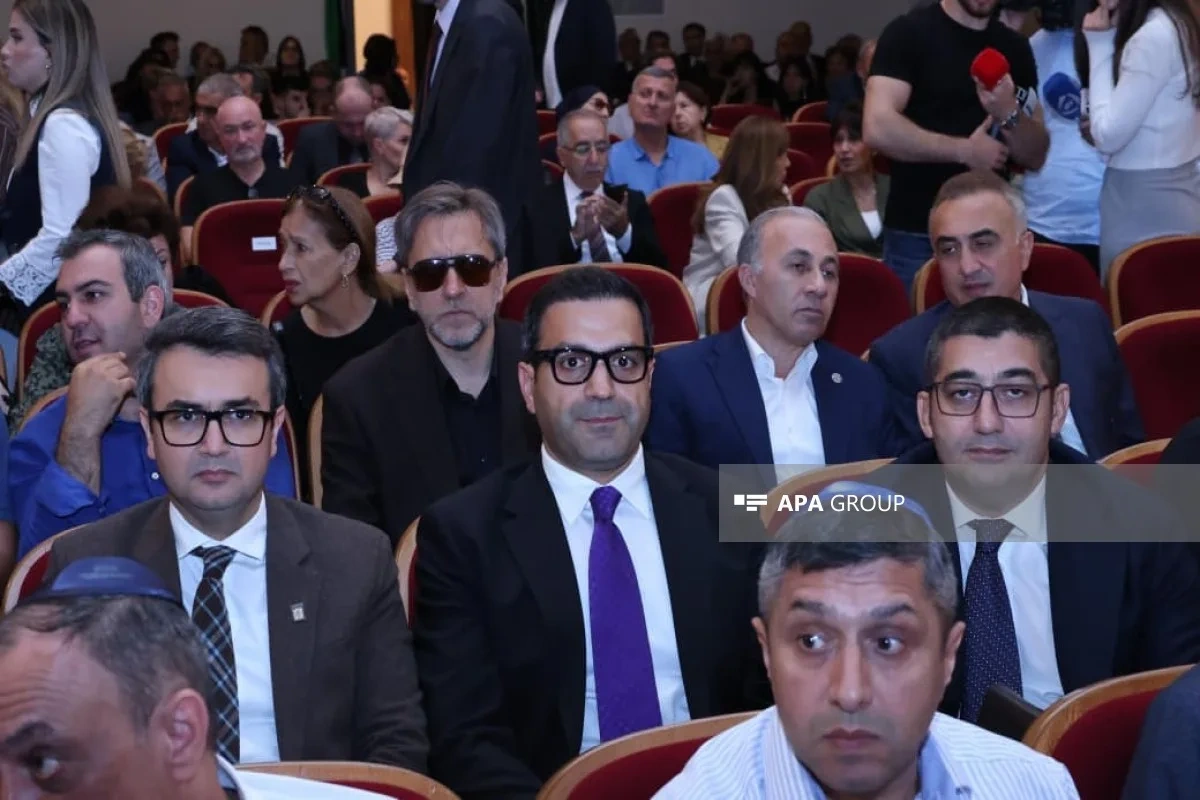 Aleksandr Şarovski ilə vida mərasimi keçirilib