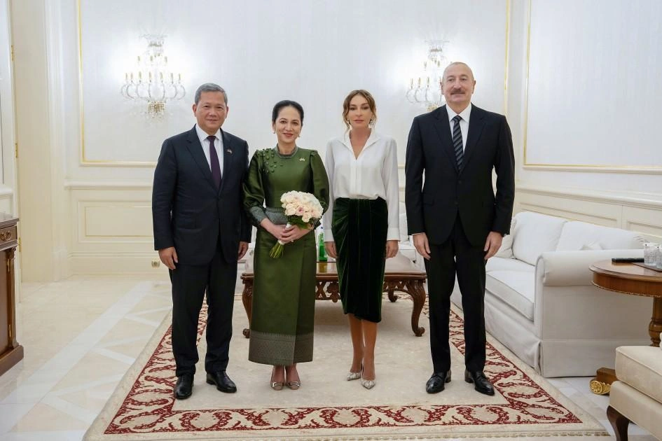 Prezidentlə xanımının adından rəsmi nahar verildi - Fotolar