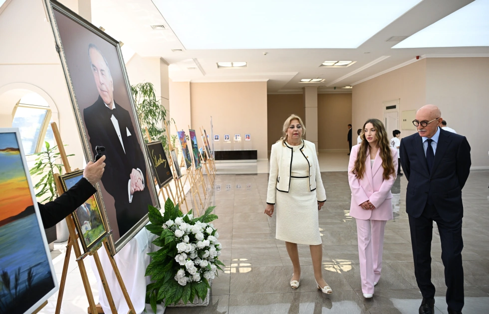 Alena Əliyeva olimpiada yarışını izlədi - Fotolar