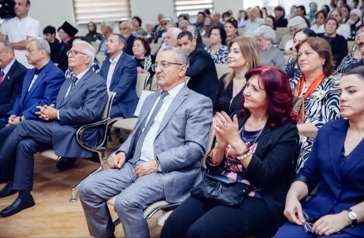 Cəfər Cabbarlı adına 187 nömrəli məktəbin 90 illiyi qeyd olundu