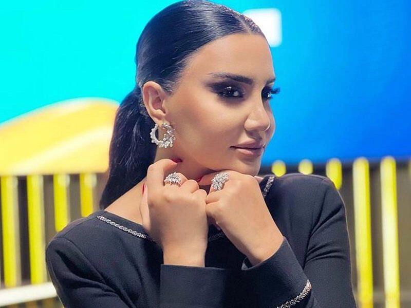 Əməkdar artist: "Onlara pul qazandırırsınız, niyə biabırçı, tərbiyəsi olmayanlar toylarınızdadır?"
