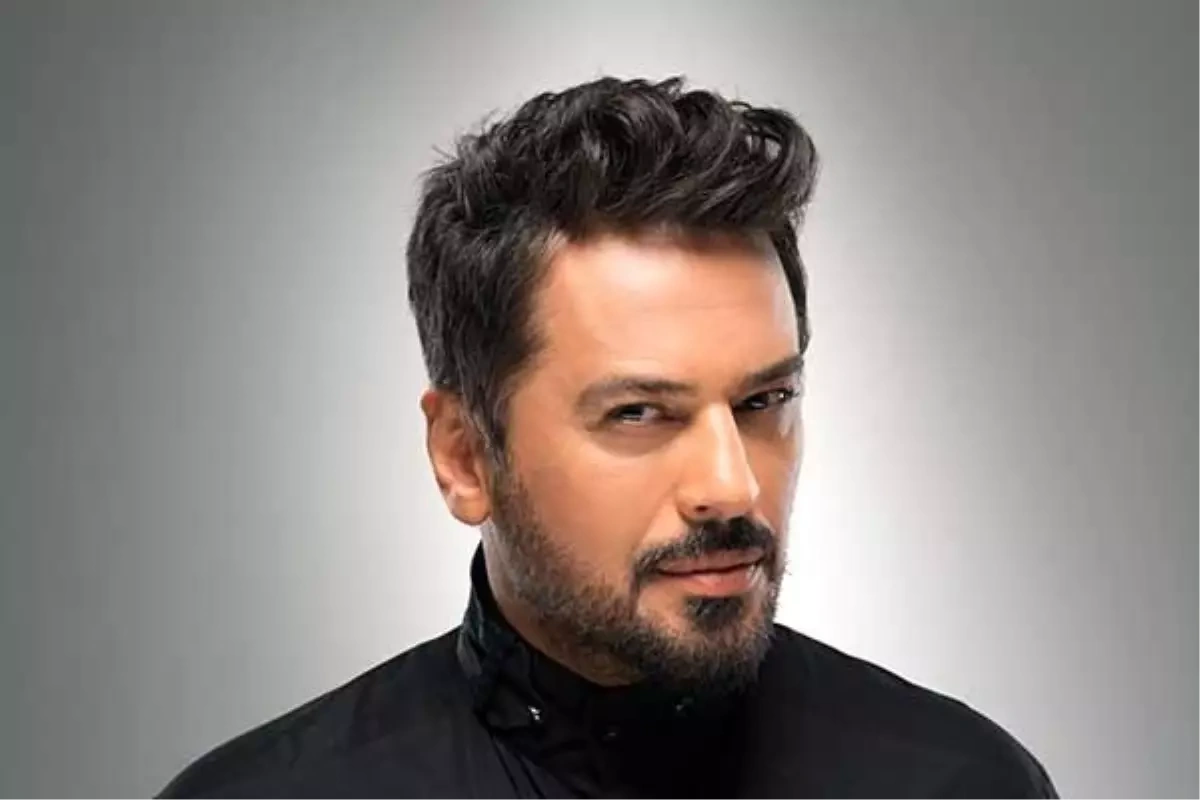 Emre Altuğ gizlətdiyi sevgilisini göstərdi - (Foto)