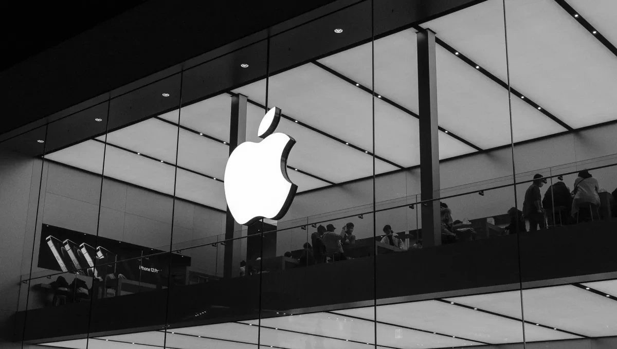 “Apple”dan maraqlı reklam