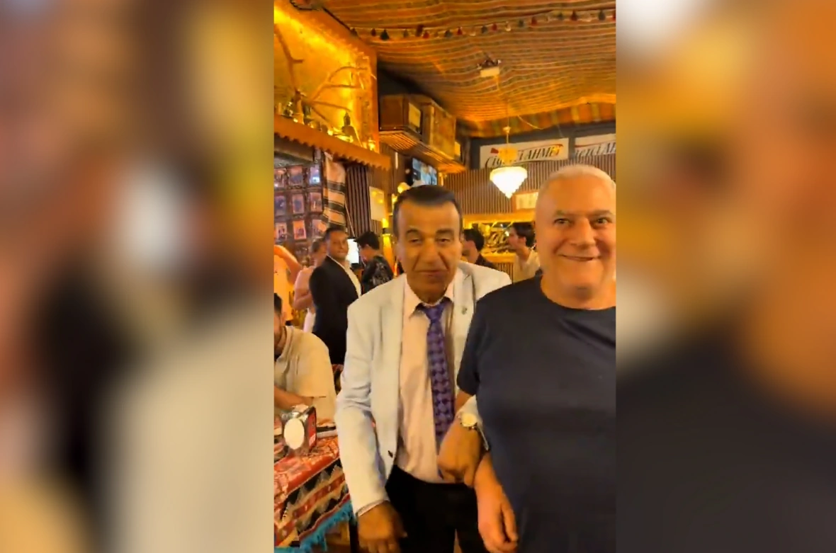 Mehmet Ali Erbilin son halı müzakirə yaratdı - (Foto)