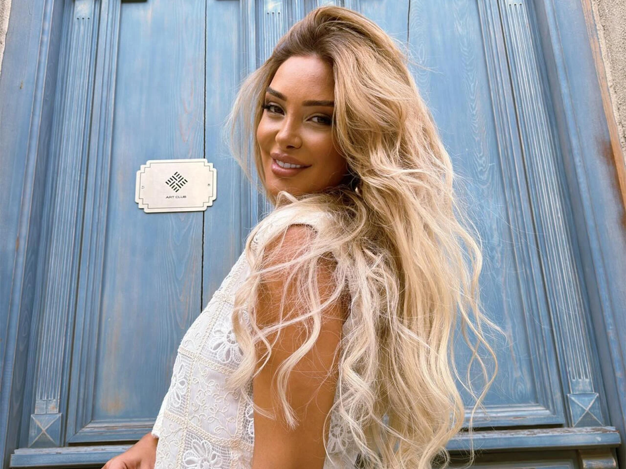 Çinarə ana oldu