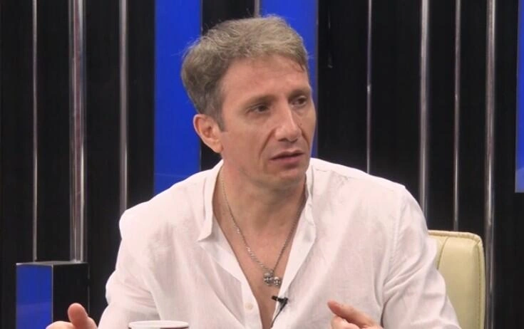 Azər Axşam: "Ola bilər sənin üçün əzizdir, amma faktiki fahişədir" - (Video)