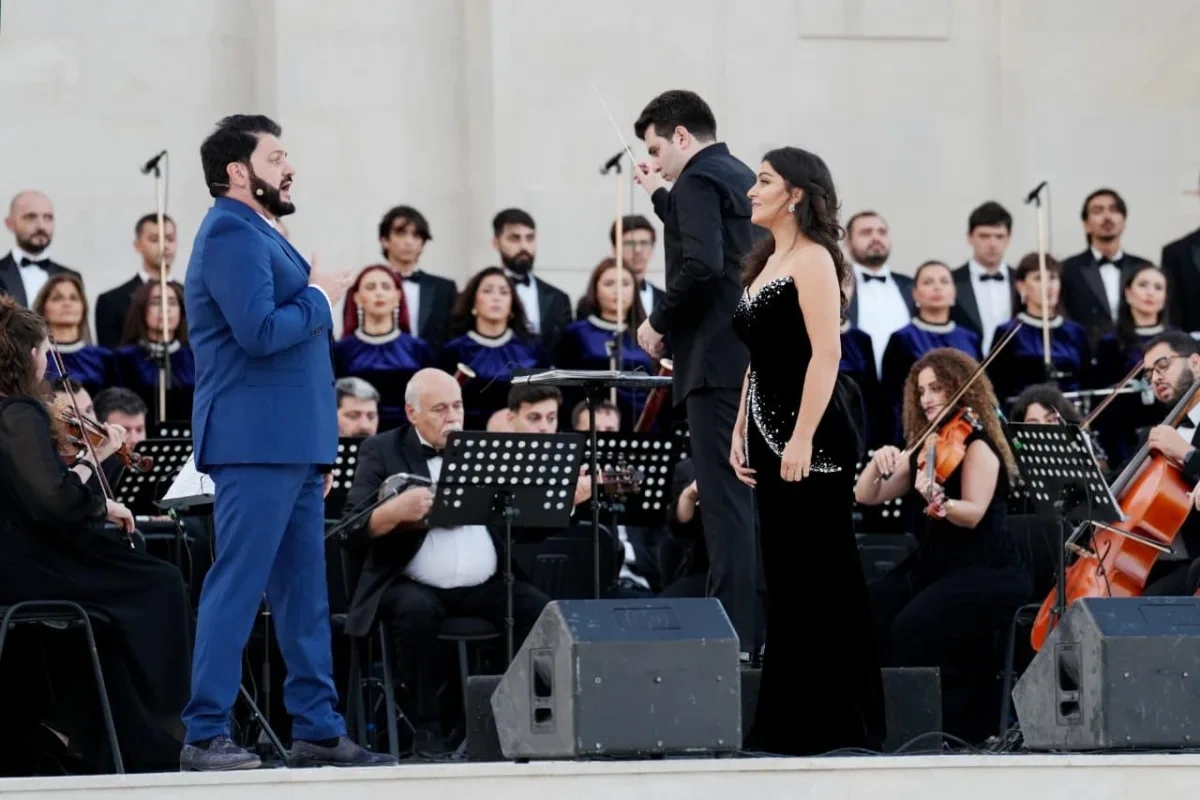 Açıq havada opera tamaşaları və konsertlərin yeni ünvanı