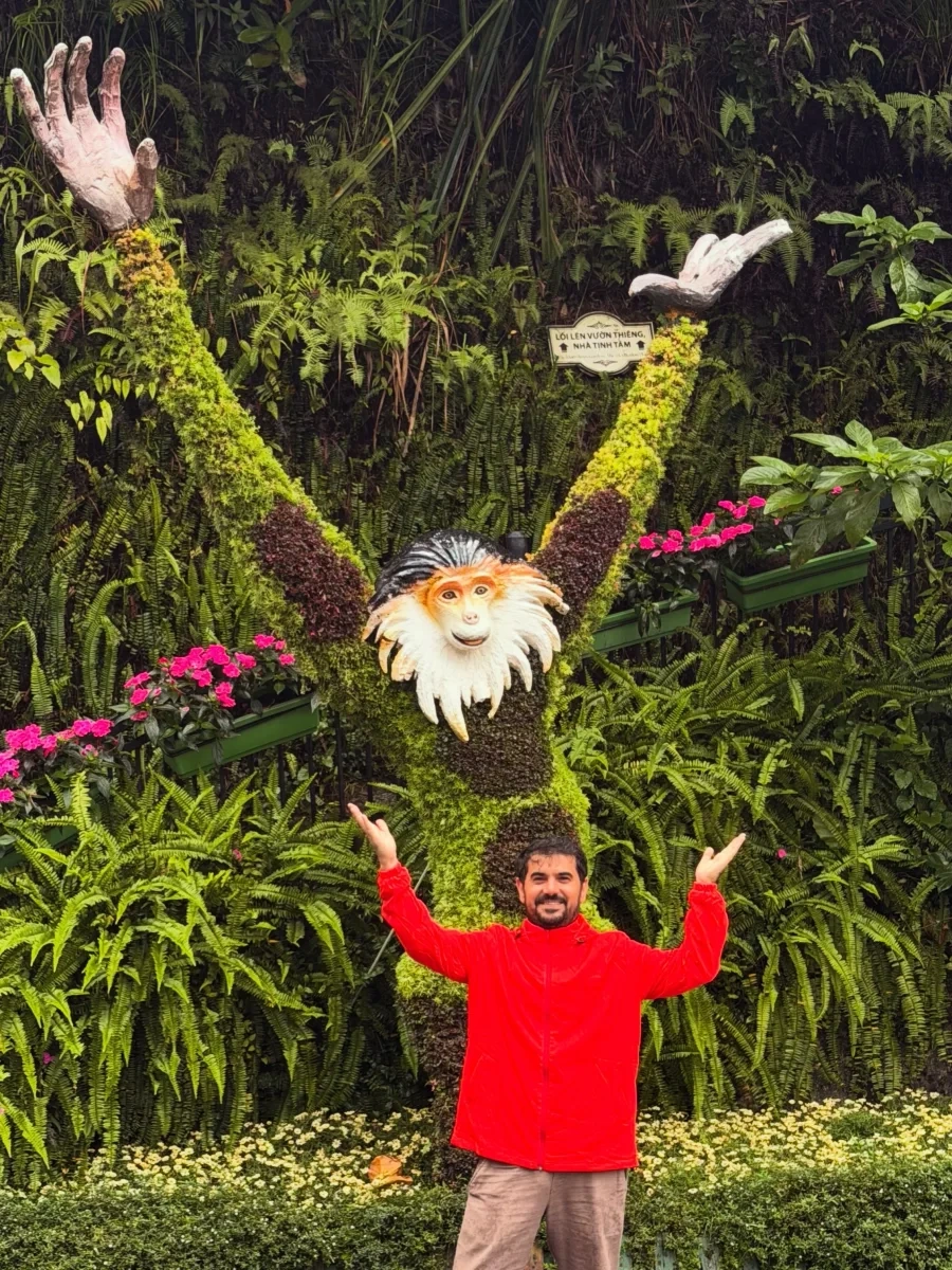 Elşənin Vietnam tətili...