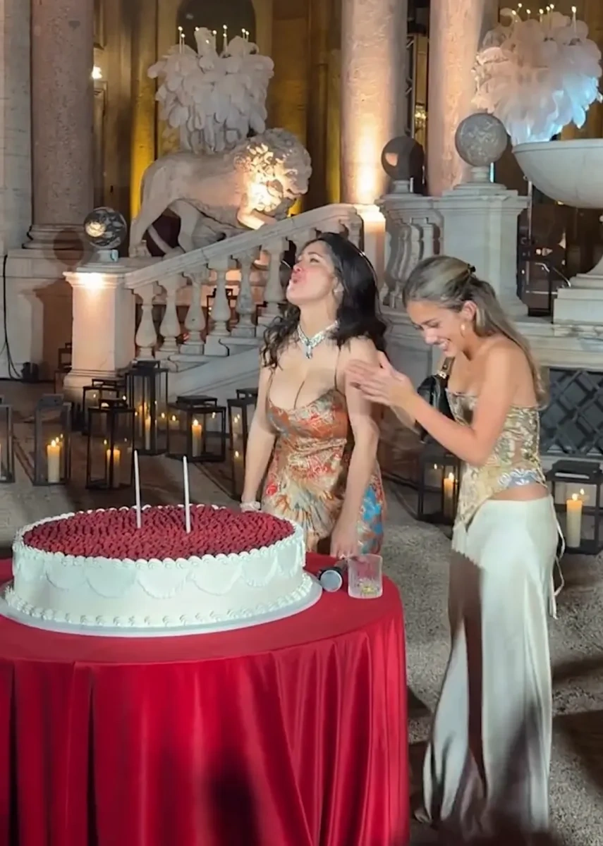 Salma Hayek 60 yaşında!