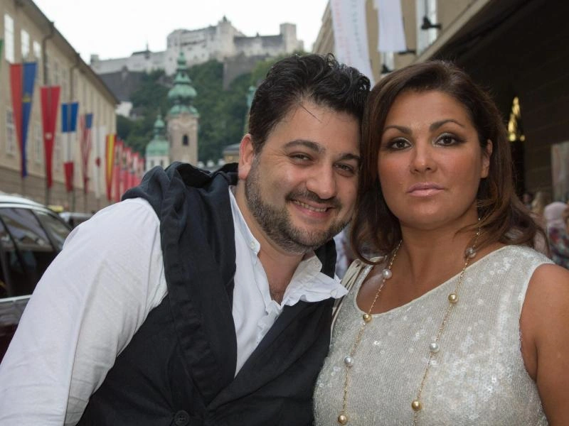 "3 aya 38 milyon avro qazanıblar" - Yusif Eyvazov teatr və keçmiş xanımından danışdı