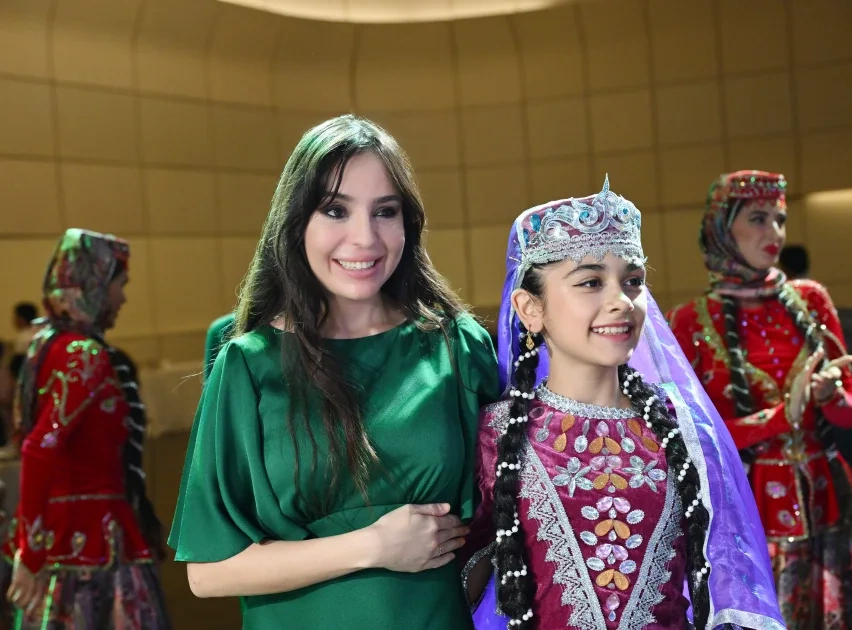 Heydər Əliyev Mərkəzində “Art Weekend”in rəsmi açılışı oldu - Fotolar