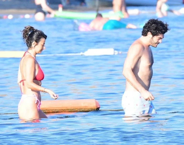 Burak Denizin Bodrum tətili