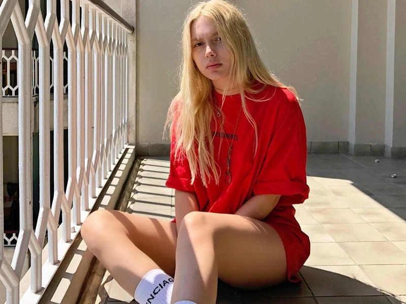 Aleyna Tilki özünə dost axtarır - (Foto)