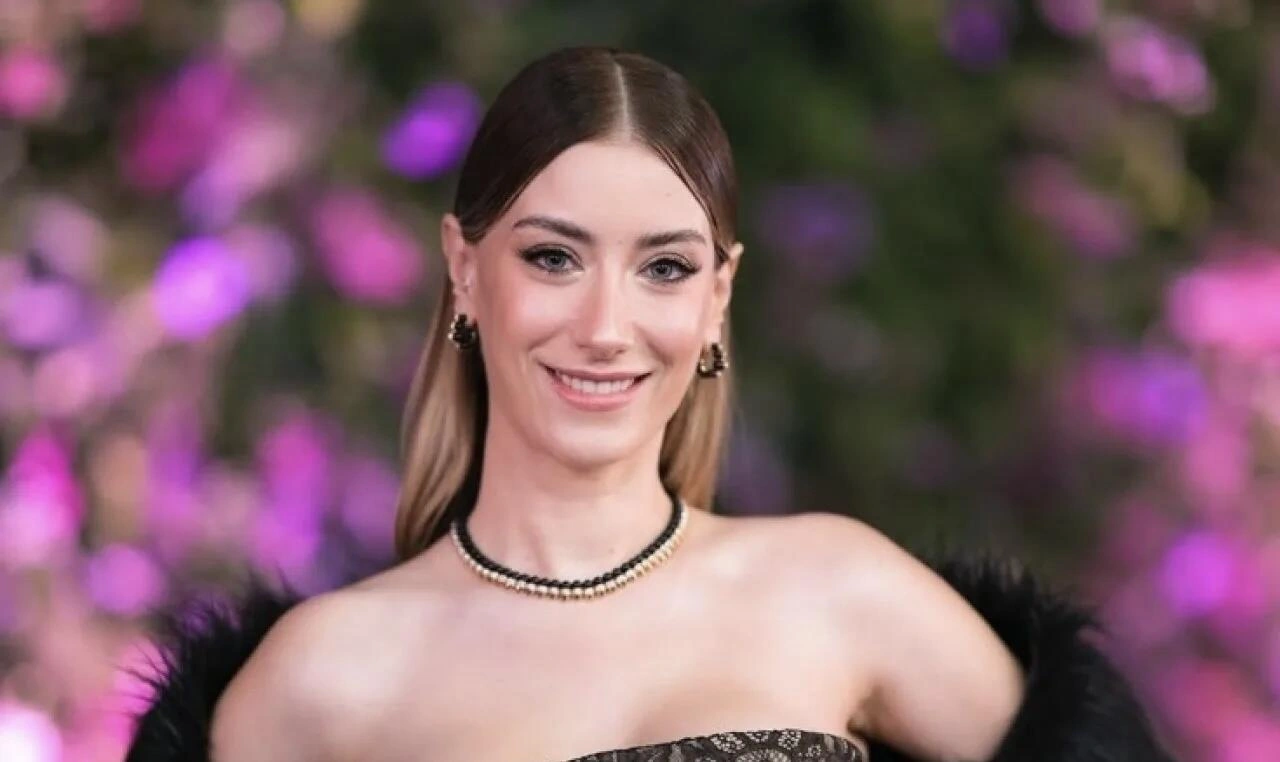 Hazal Kaya “Uzak şehir” serialından imtina etdi