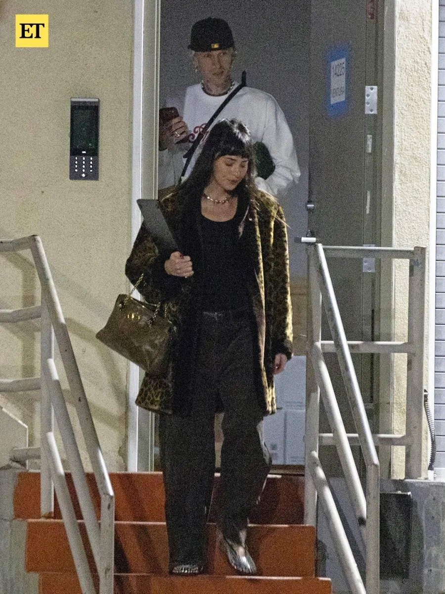 Dakota və Machine Gun Kelly birlikdə görüntüləndi!