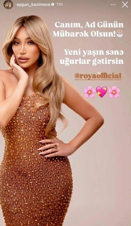 Aygün Kazımova Röyaya ad günü hədiyyəsi göndərdi - FOTO