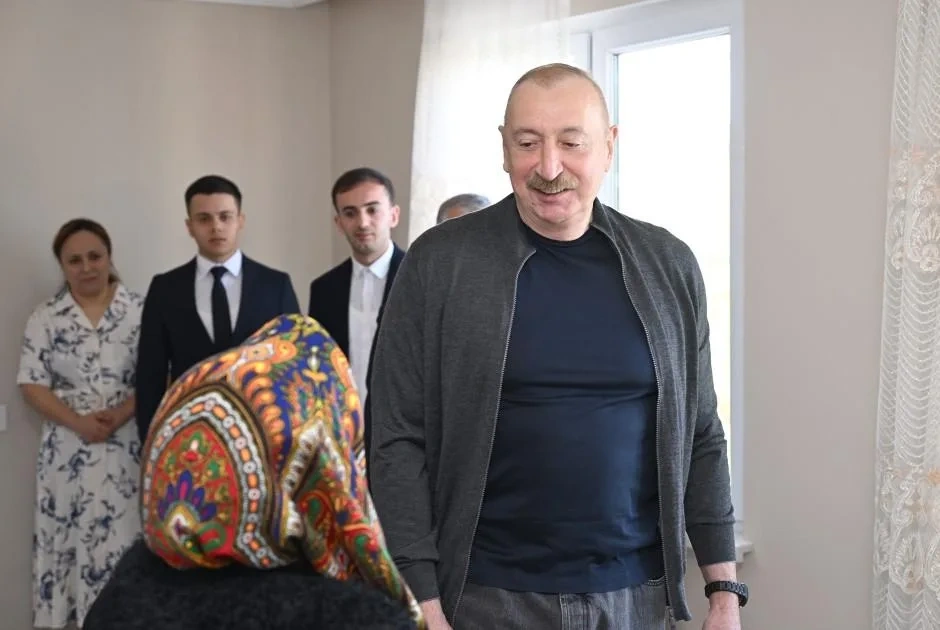 Prezident Şuşaya getdi - Fotolar